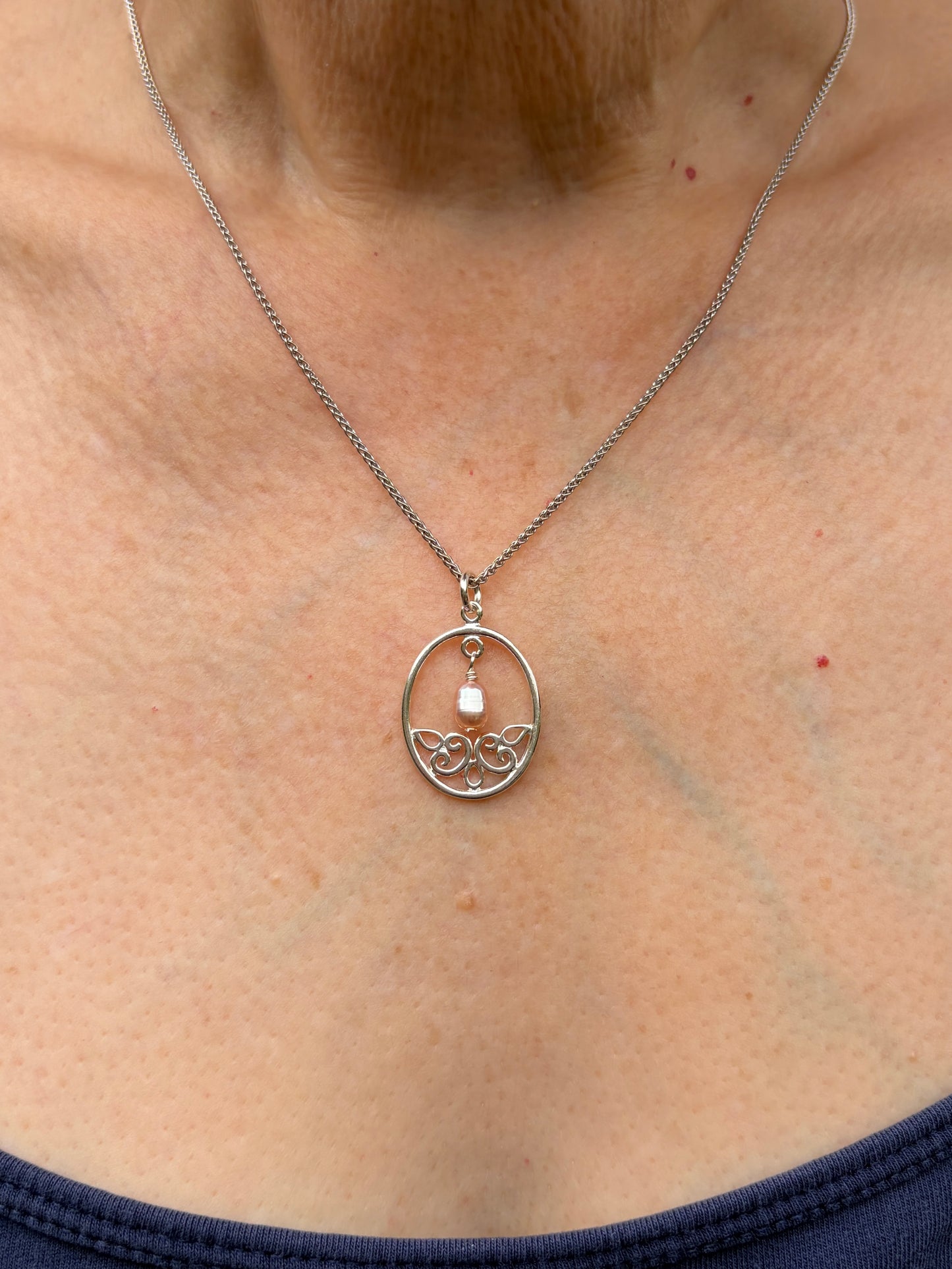 Elegant Pearl Pendant